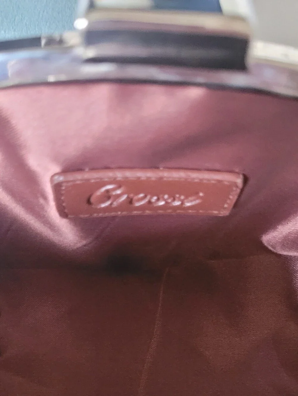 Grossi eye catching